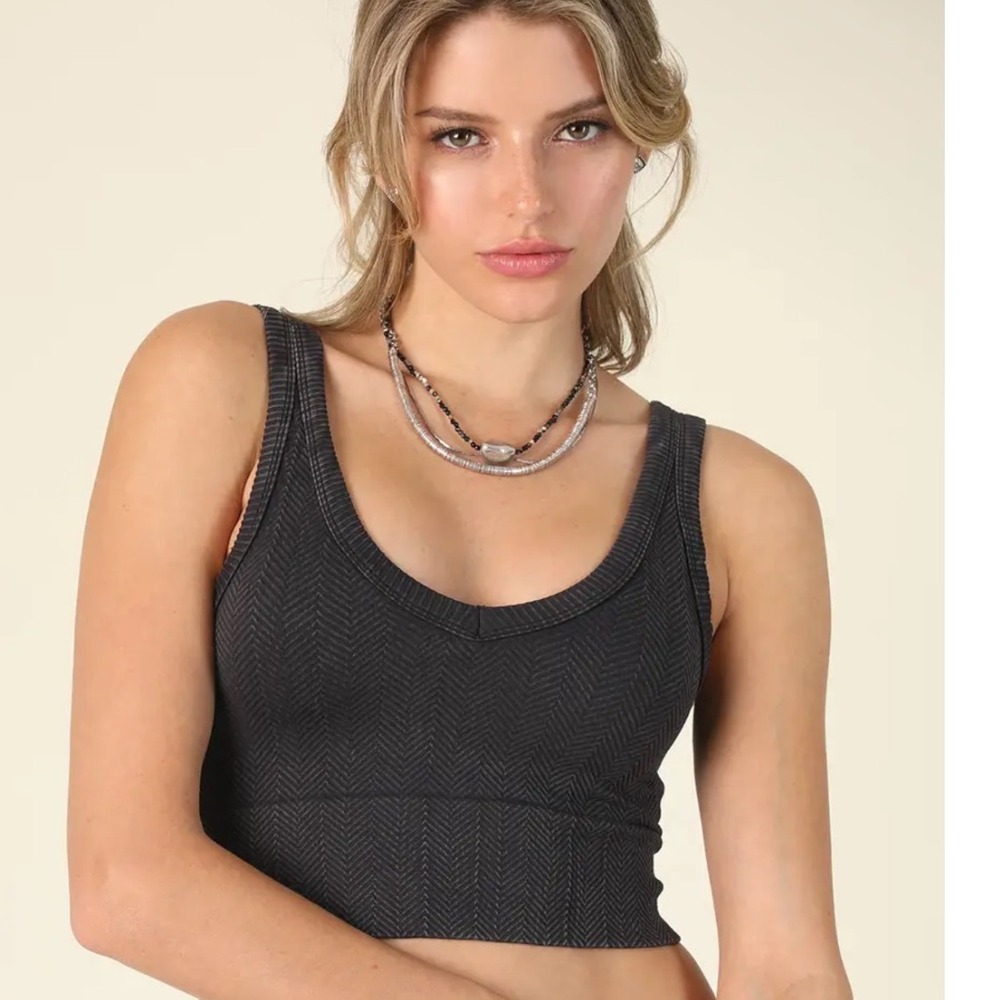Nikibiki Charcoal Gray Ribbed Chevron Seamless Crop Top NS7923 O/S